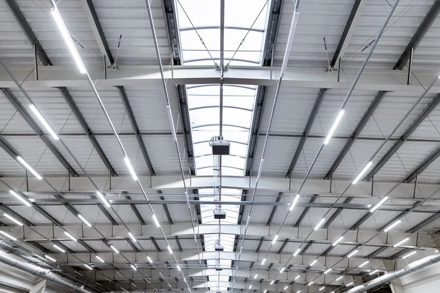 Practical Applications of Large Width Galvanised Steel Sheet in Workshops and Industrial Structures